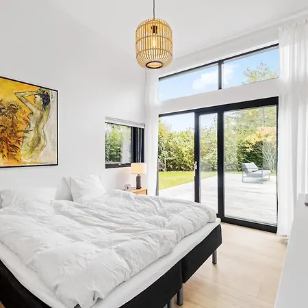 New Retreat! Tucked Away In Peaceful Surroundings Holiday home